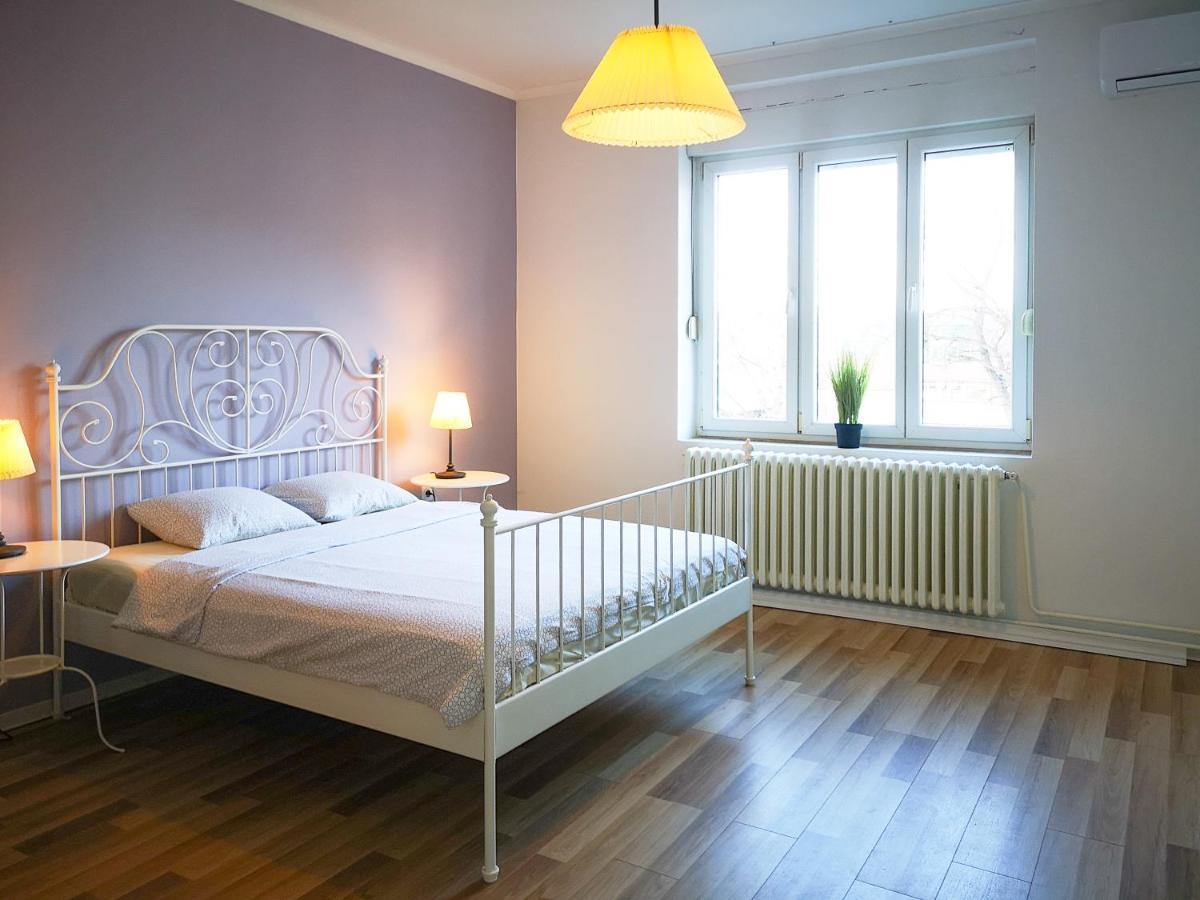 Filinhome Stefanovica Suite 8 Novi Sad Buitenkant foto