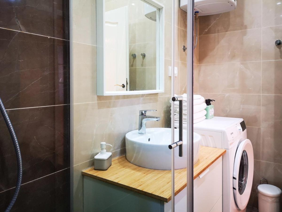 Filinhome Stefanovica Suite 8 Novi Sad Buitenkant foto