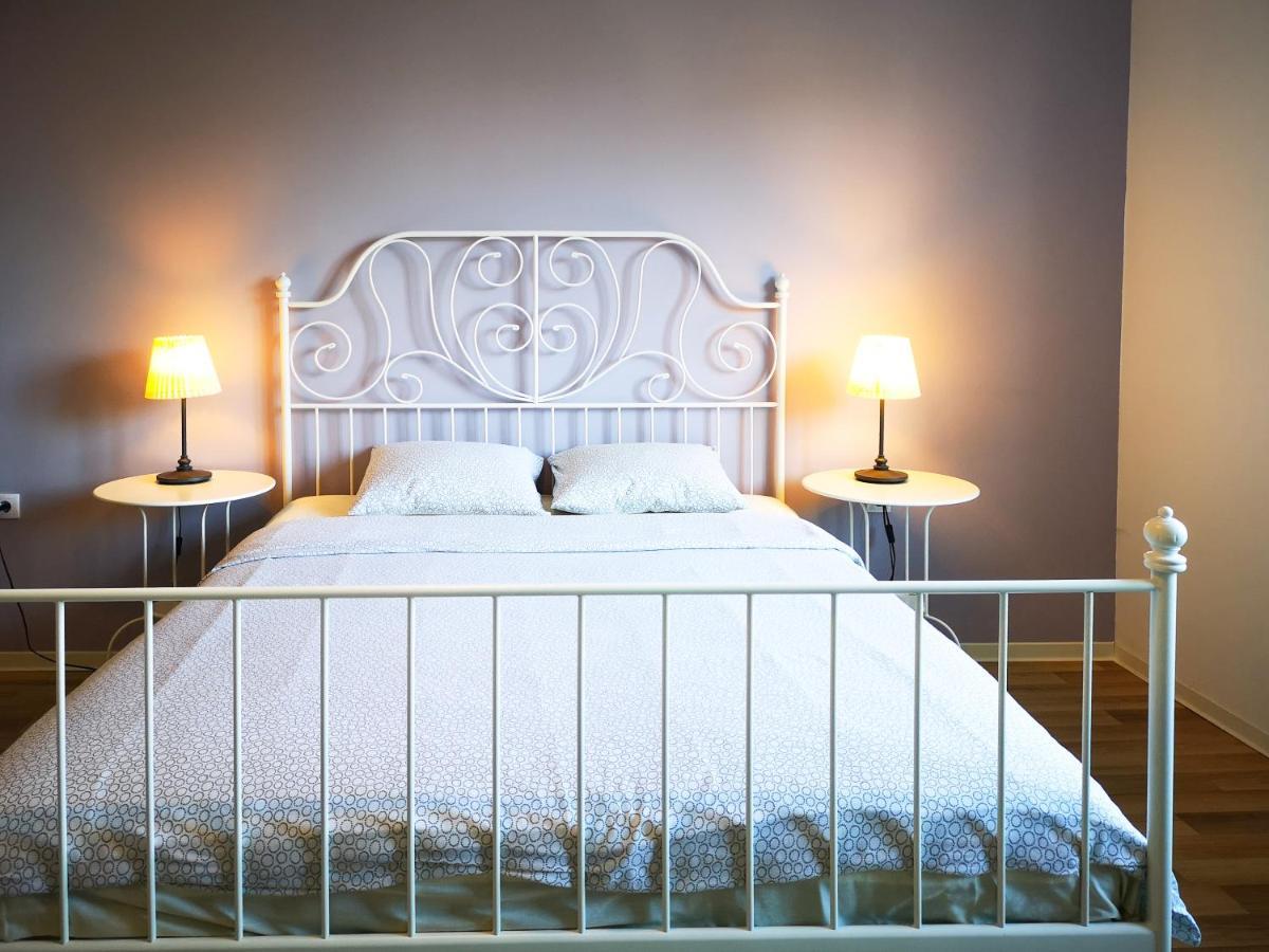 Filinhome Stefanovica Suite 8 Novi Sad Buitenkant foto